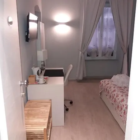 Konukevi Rosy La Spezia