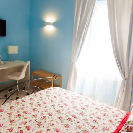 Konukevi Rosy La Spezia